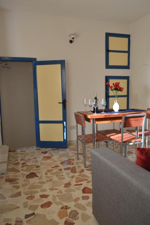 Don Vito'S Apartments Castellammare del Golfo Pokoj fotografie